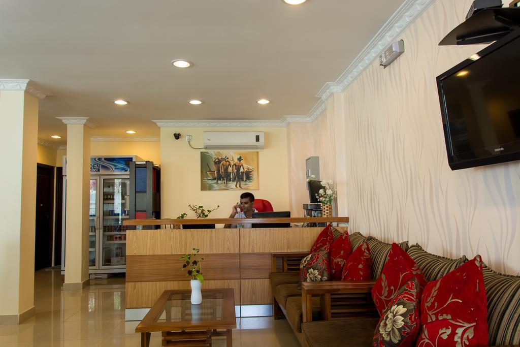 Beach Palace Hulhumale Esterno foto