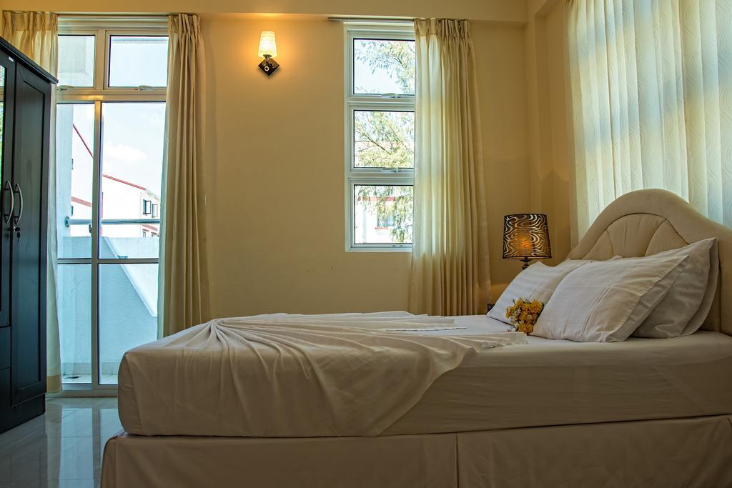 Beach Palace Hulhumale Esterno foto