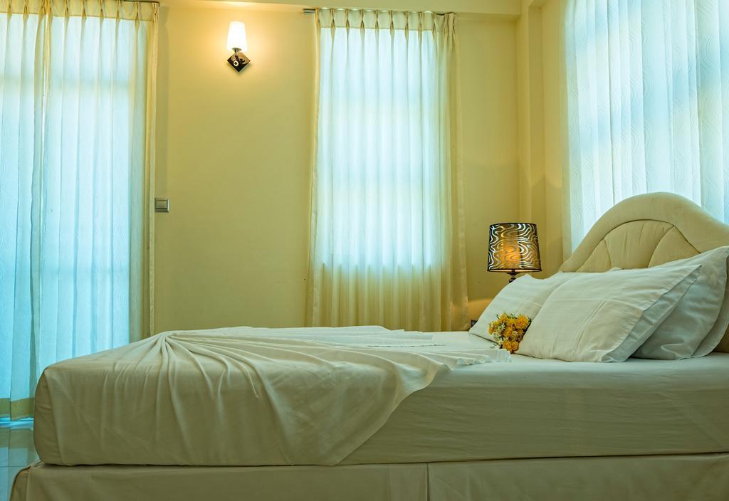 Beach Palace Hulhumale Esterno foto