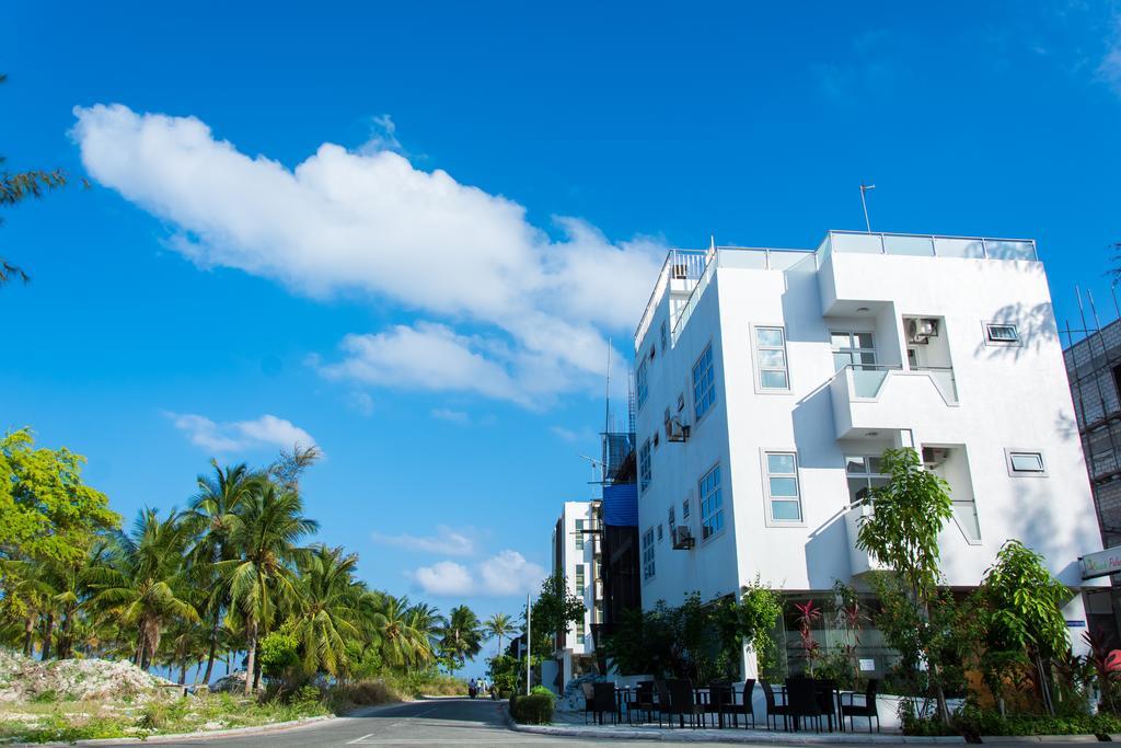Beach Palace Hulhumale Esterno foto