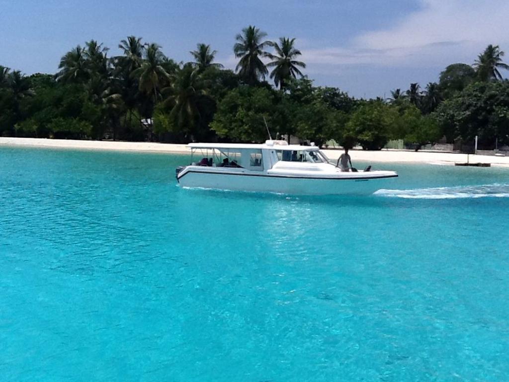Beach Palace Hulhumale Esterno foto