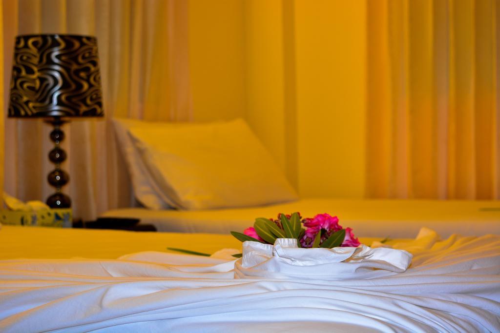 Beach Palace Hulhumale Esterno foto